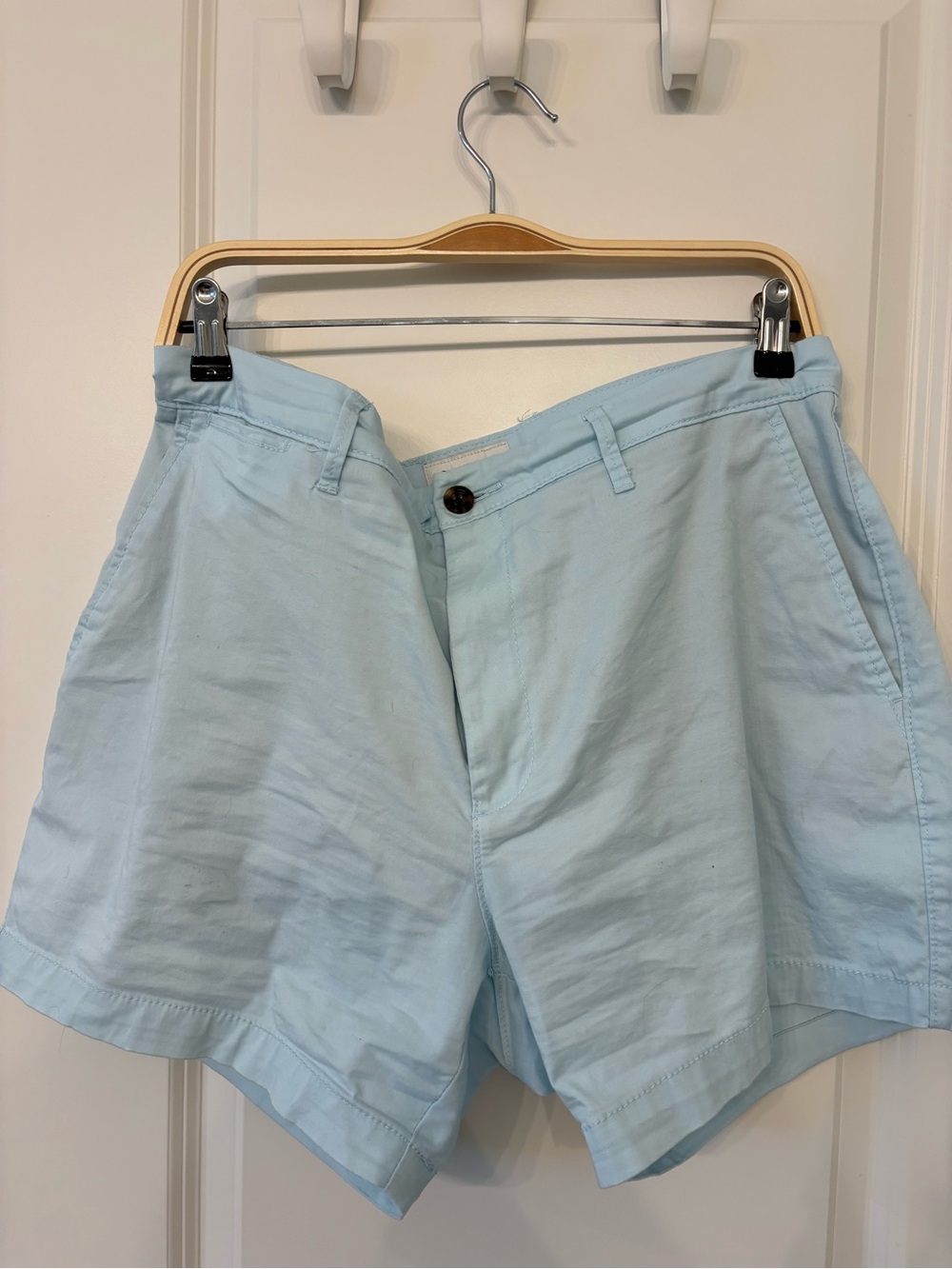 Goodfellow & Co Light Blue Men’s Flat Front Chino Shorts